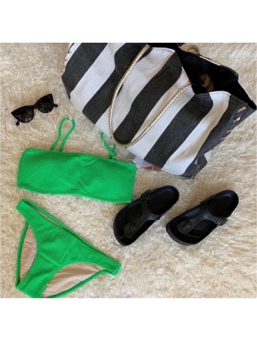 PILYQ/PQ swimsuit/bikini set Sz S/M Green
